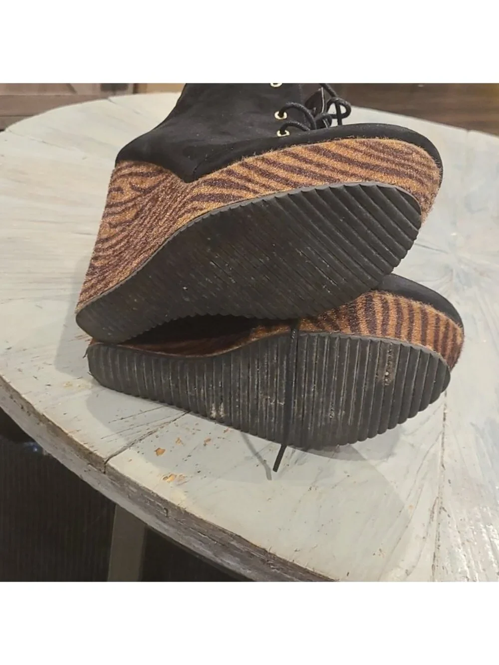 Guess platform wedge shoes